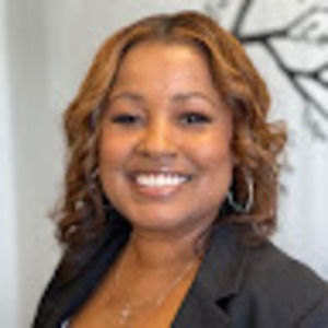 Meet your Posher, Kendra